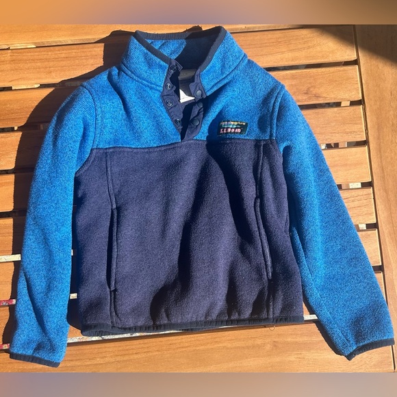 L.L. Bean blue and navy kids pullover sweater size 5-6. - Picture 1 of 5